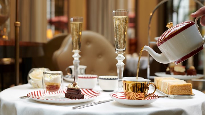 Corinthia London Afternoon Tea Pour